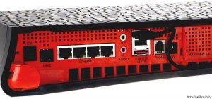 Dos de la Freebox Server